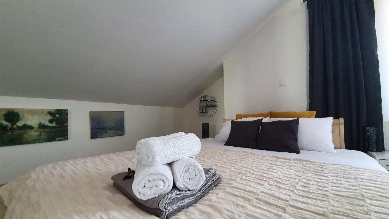 Villa Mons Aureus Popovac Екстер'єр фото