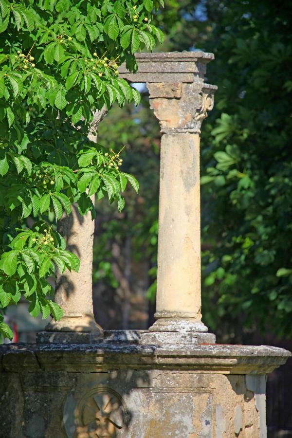 Villa Mons Aureus Popovac Екстер'єр фото